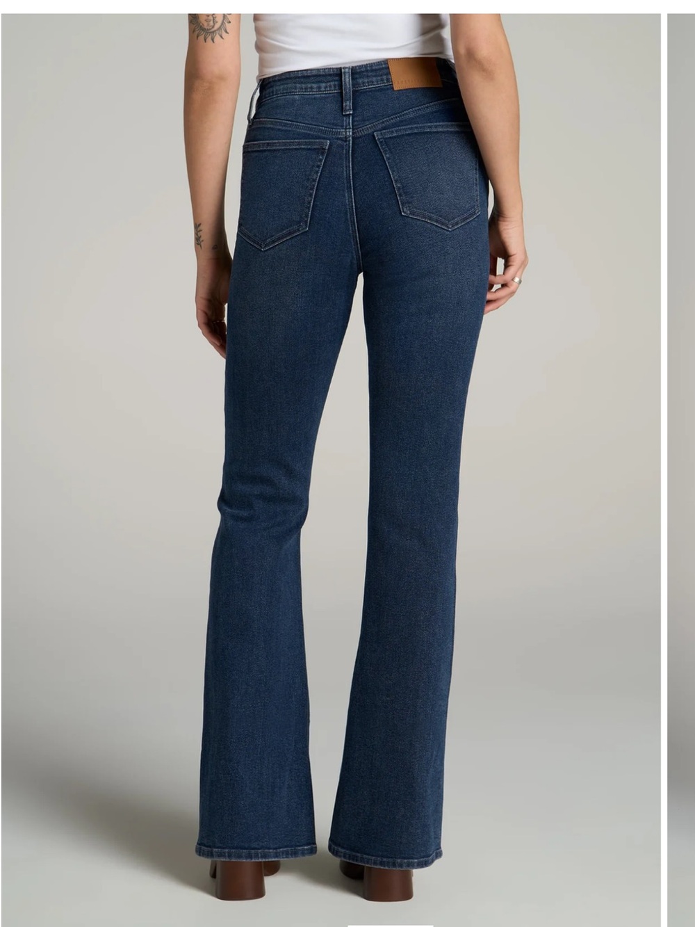 American Tall Chloe High Rise Flare Faded Dark Indigo Denim Jeans Women’s 27 - Picture 2 of 14